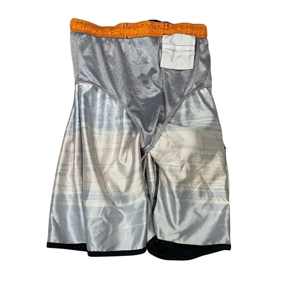 Burnside Men’s Board Shorts – Size Small – Vibrant Tropical Print NEW W/O TAGS